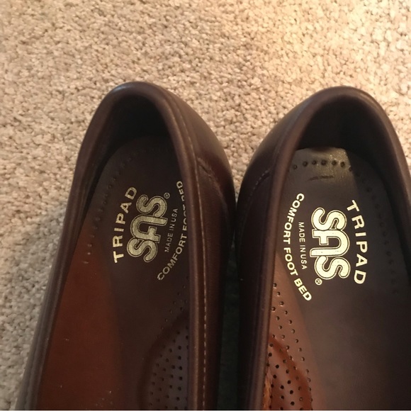SAS Brown Women’s Loafers - Picture 2 of 7